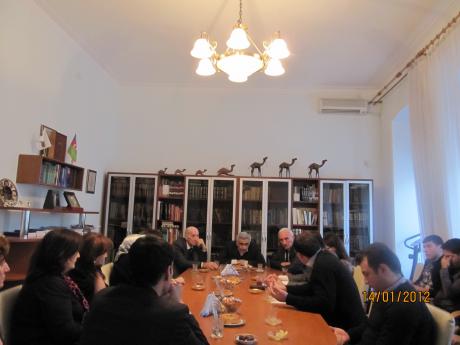 “Ictimai halqalar" mövzusunda elmi-fəlsəfi seminar 